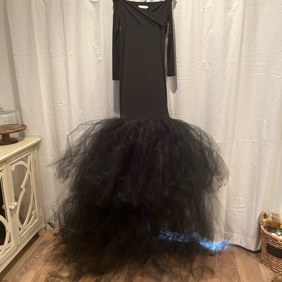 Maternity Dress - Picture 2 of 4